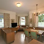 Lägenhet Rauter-1 By Interhome