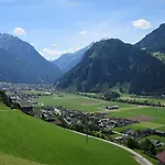 Rauter-1 By Interhome Lägenhet Mayrhofen